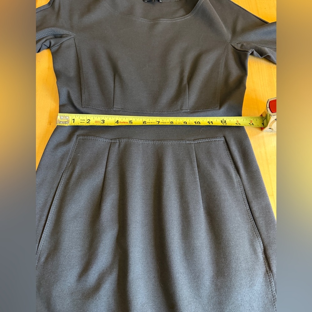 Theory Stretchy Scoop Neck Sheath Dress Gray Wardrobe Basic *EUC* 🇺🇸 Made in USA - Picture 12 of 12